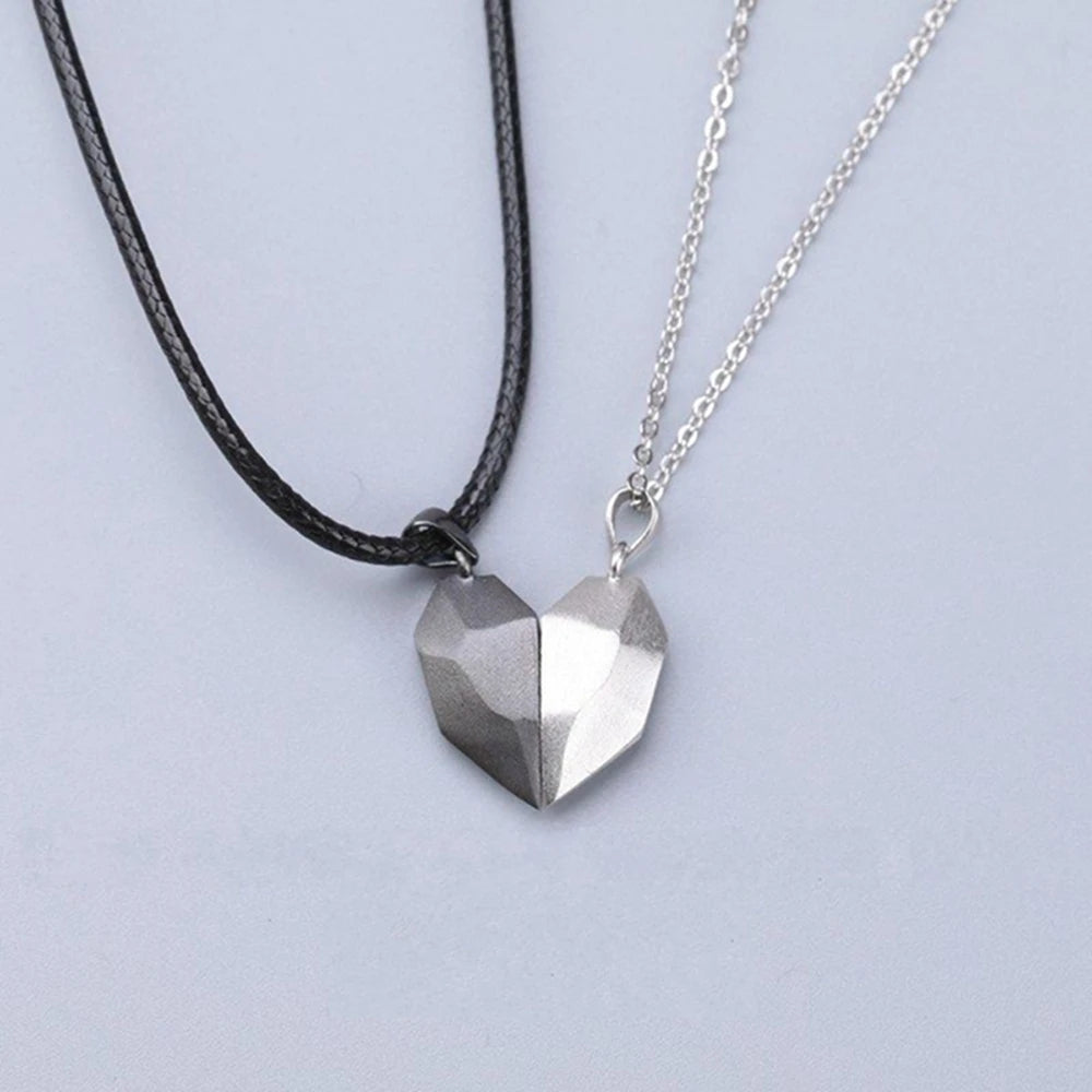 Magnetic Heartbeat Couple Necklace