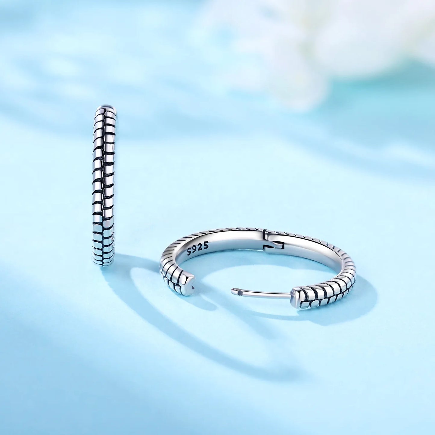Minimalist 925 Sterling Silver Hoop Earrings – Women’s Fine Jewelry Gift